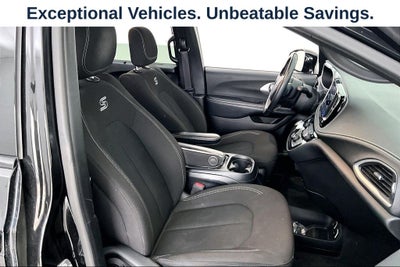 2021 Chrysler Pacifica Touring
