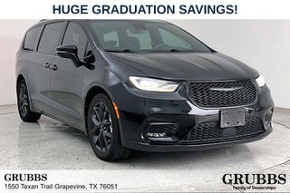 2021 Chrysler Pacifica Touring