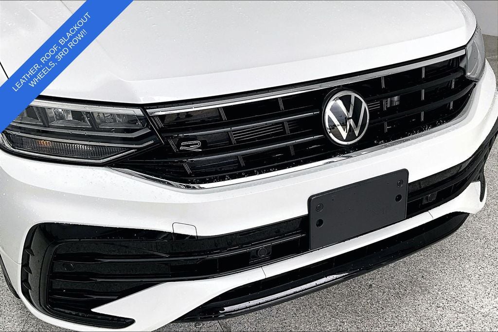 2024 Volkswagen Tiguan 2.0T SE R-Line Black