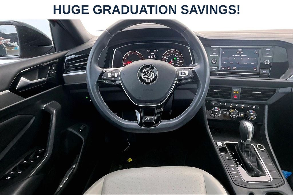 2019 Volkswagen Jetta R-Line