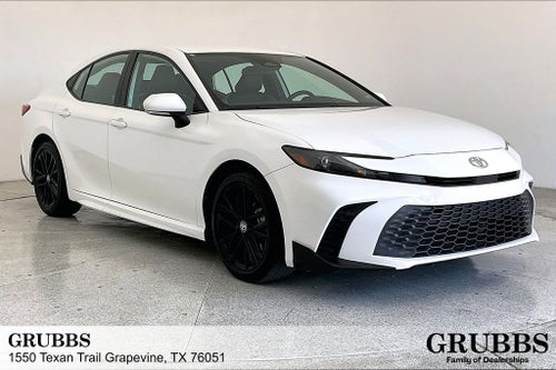 2025 Toyota Camry SE