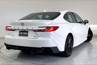 2025 Toyota Camry SE