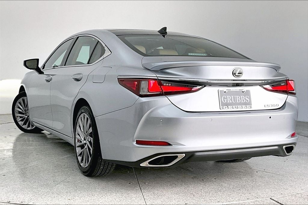 2024 Lexus ES 350 Ultra Luxury