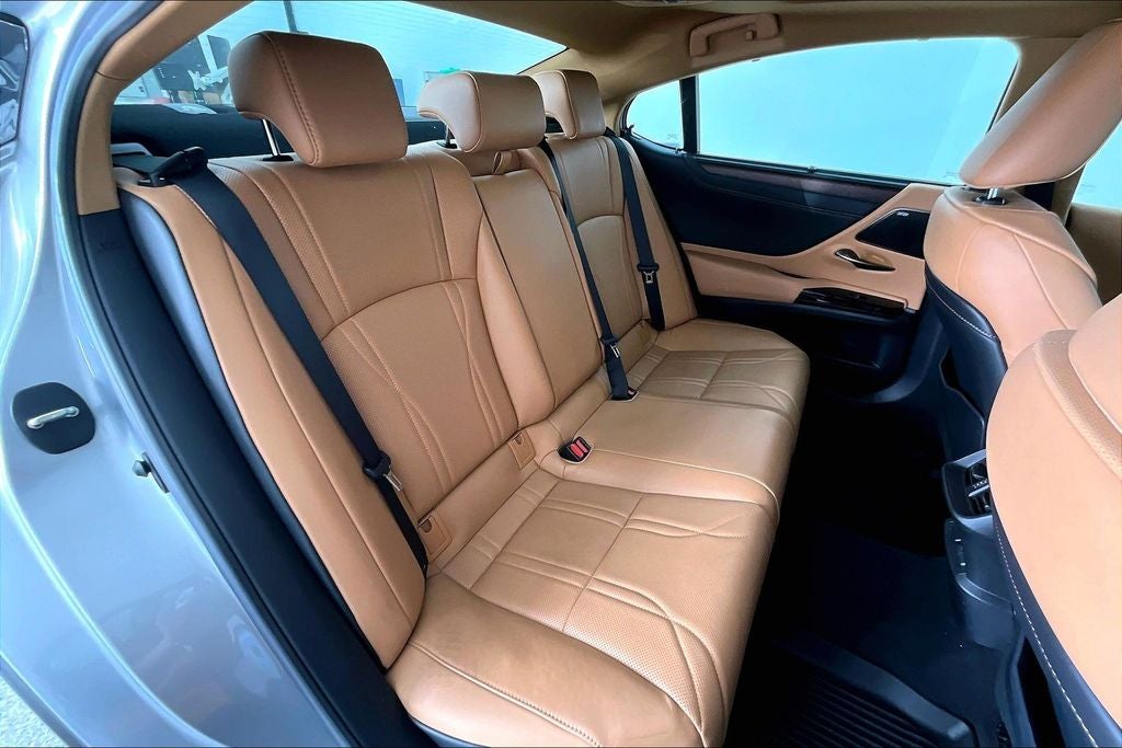 2024 Lexus ES 350 Ultra Luxury