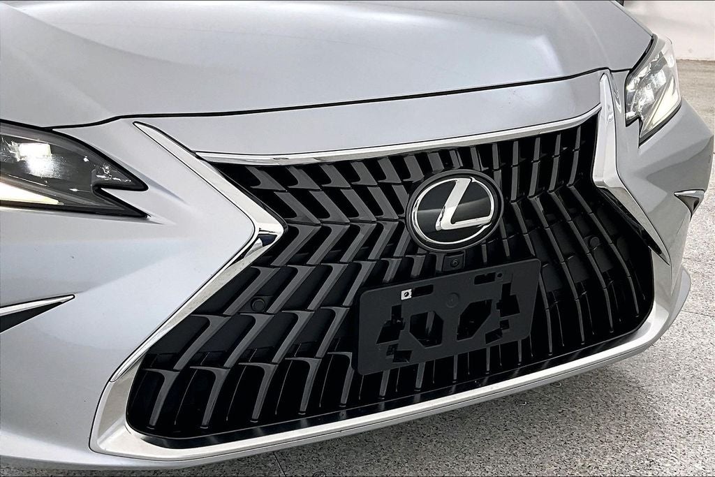 2024 Lexus ES 350 Ultra Luxury