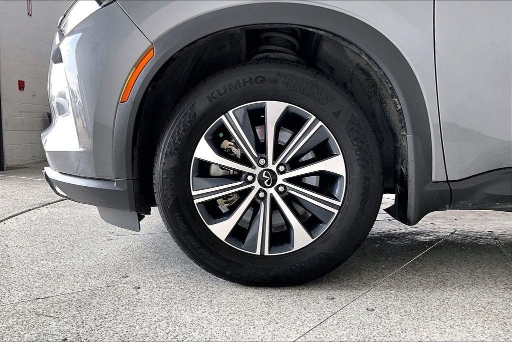 2025 INFINITI QX60 PURE