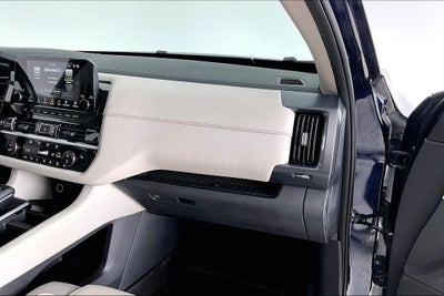 2022 Nissan Pathfinder SL