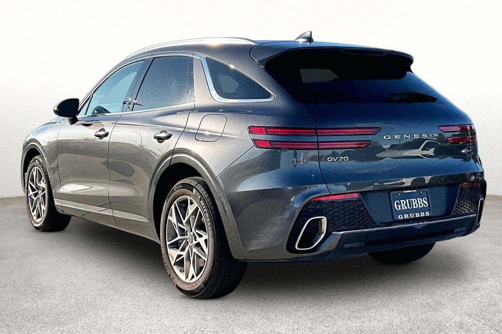 2024 Genesis GV70 2.5T