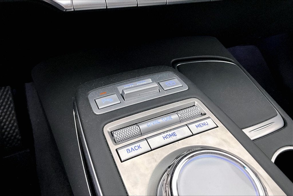 2024 Genesis GV70 2.5T