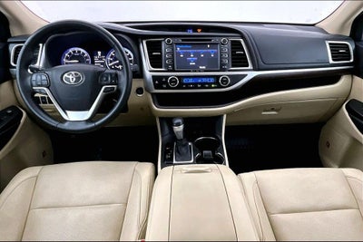 2016 Toyota Highlander Limited