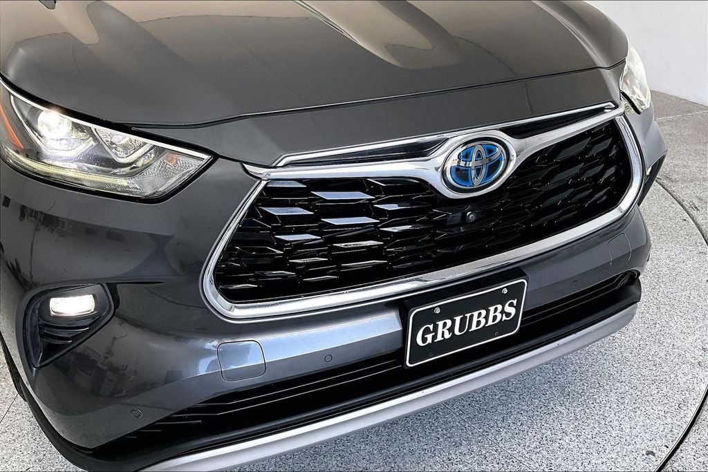 2020 Toyota Highlander Hybrid Platinum