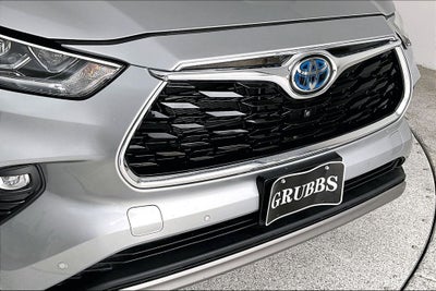 2023 Toyota Highlander Hybrid Platinum