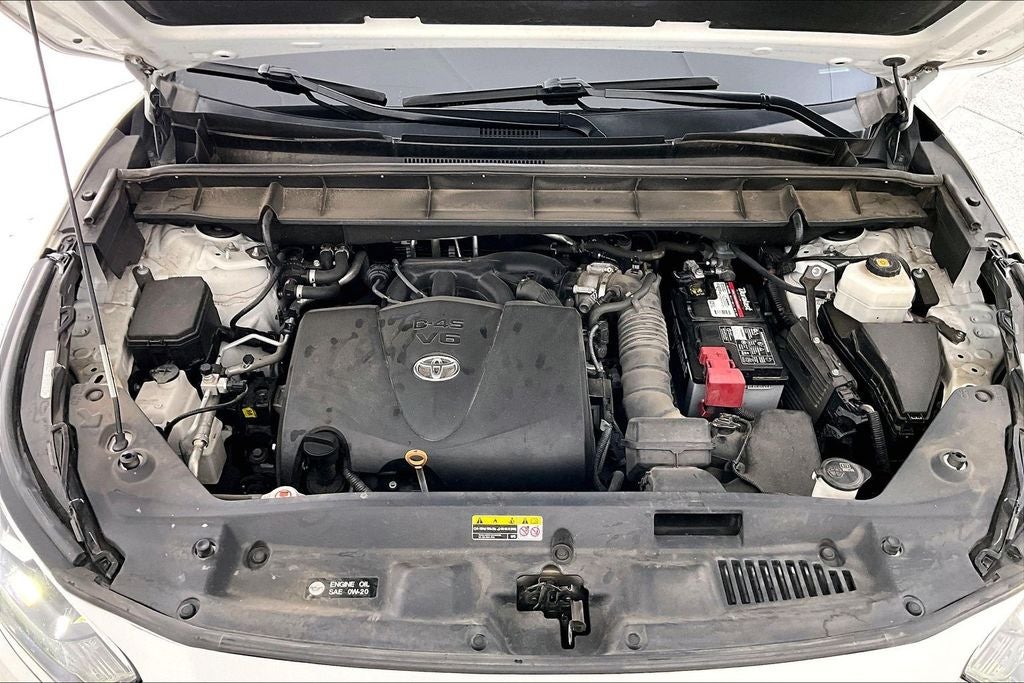 2020 Toyota Highlander Platinum