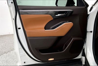 2020 Toyota Highlander Platinum