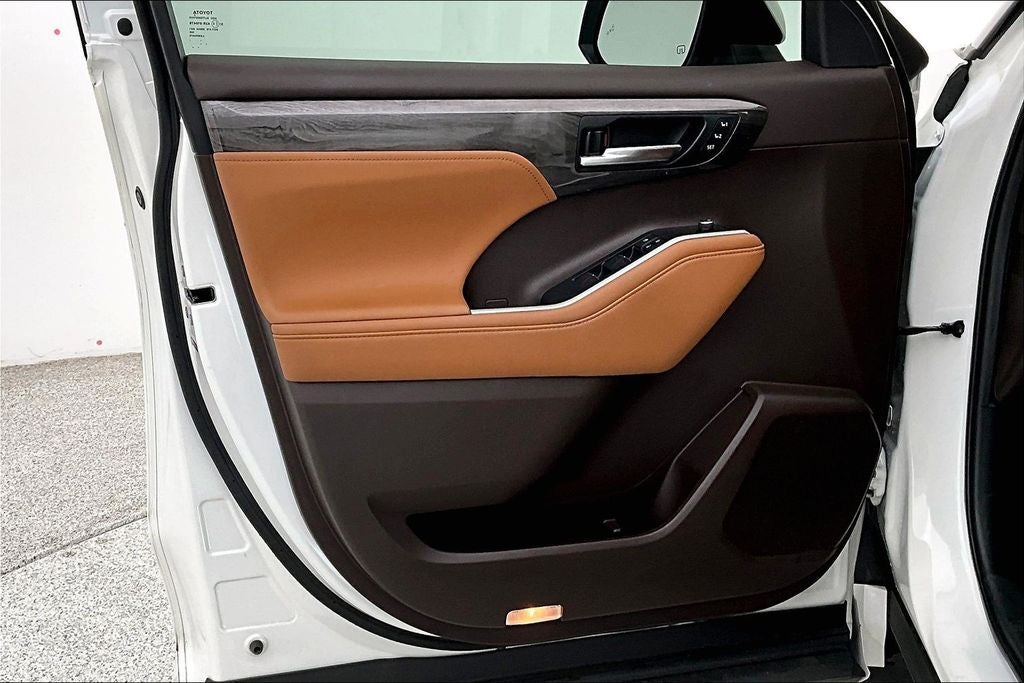 2020 Toyota Highlander Platinum