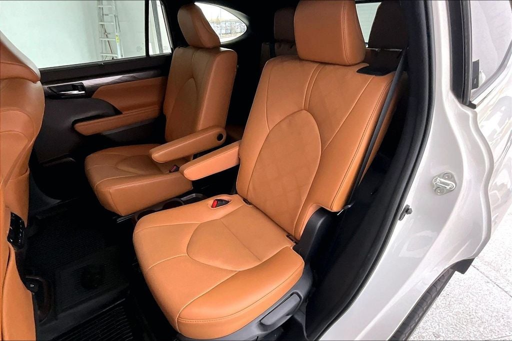 2020 Toyota Highlander Platinum