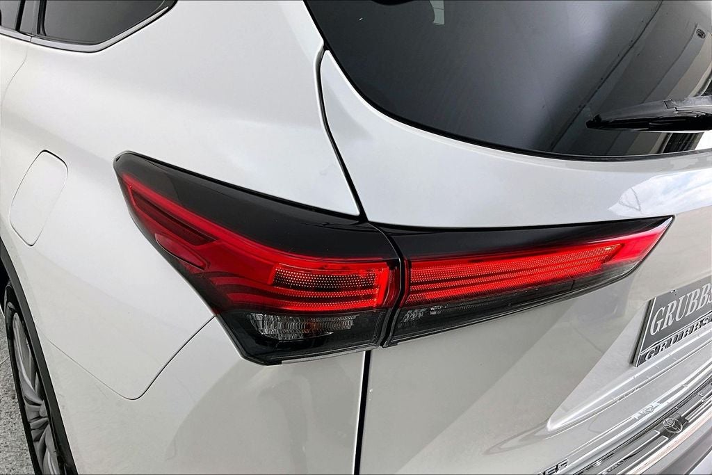 2020 Toyota Highlander Platinum