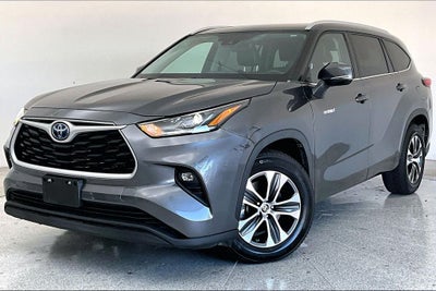 2021 Toyota Highlander Hybrid XLE