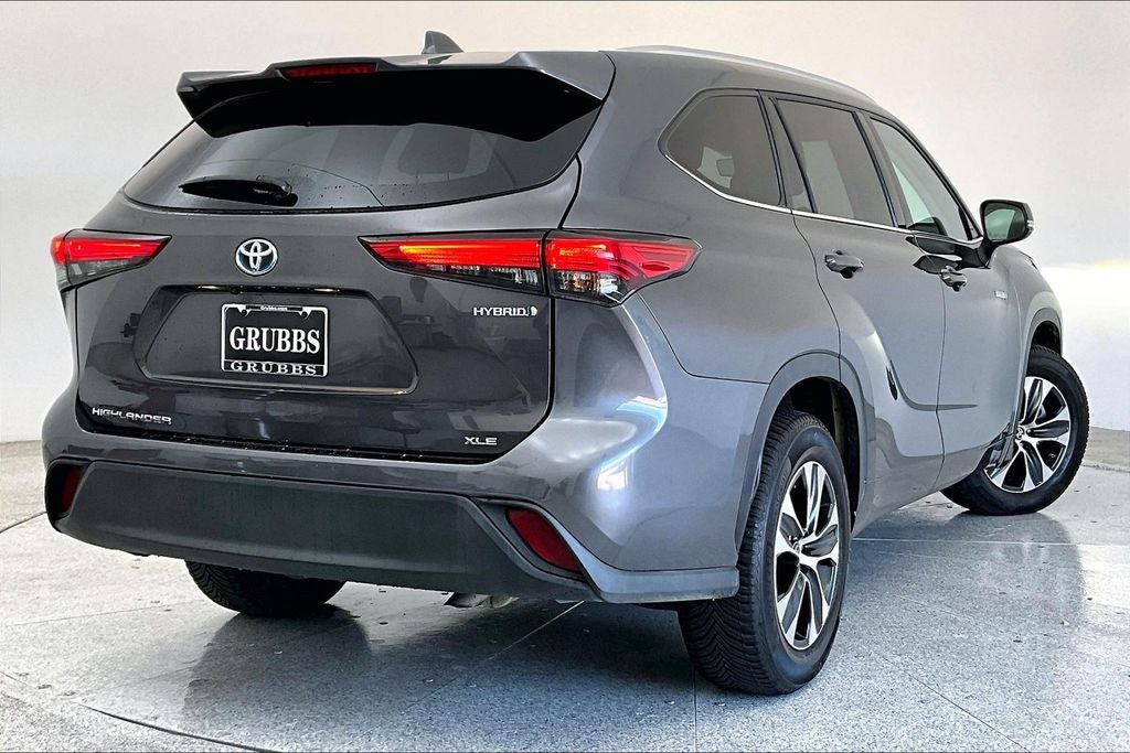 2021 Toyota Highlander Hybrid XLE