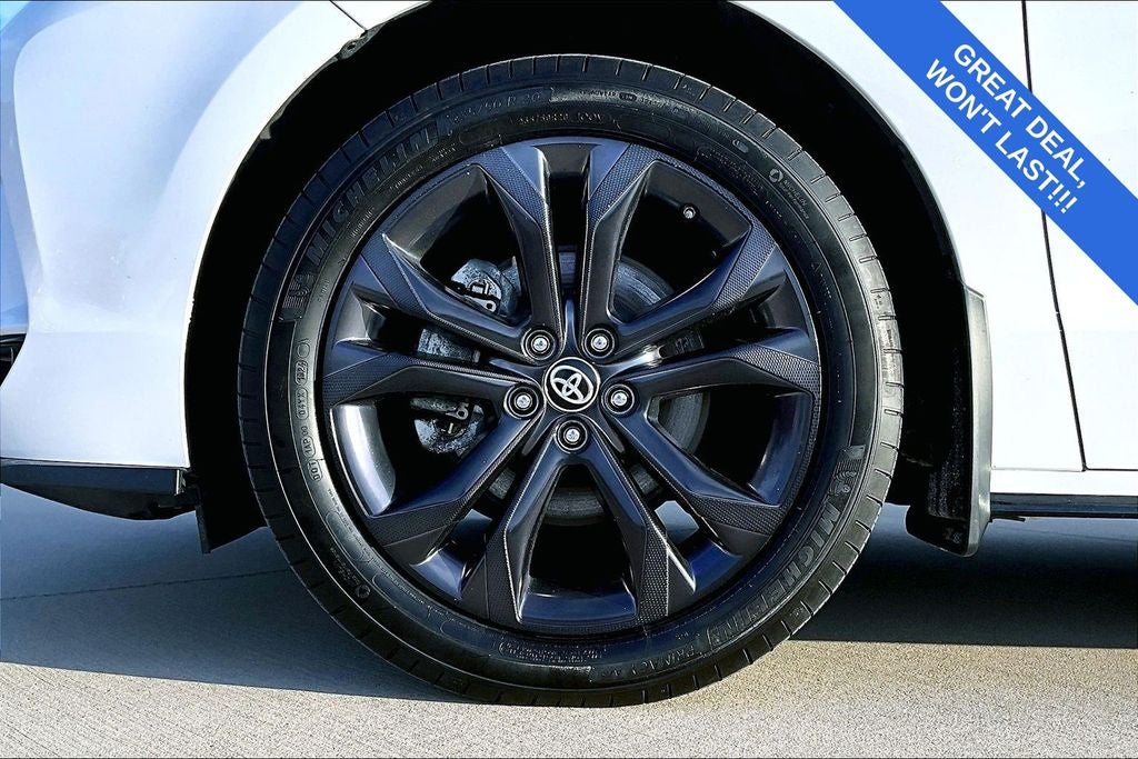 2024 Toyota Sienna XSE 8 Passenger