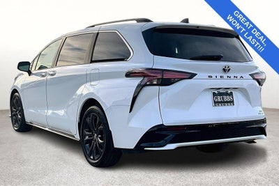 2024 Toyota Sienna XSE 8 Passenger