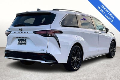 2024 Toyota Sienna XSE 8 Passenger
