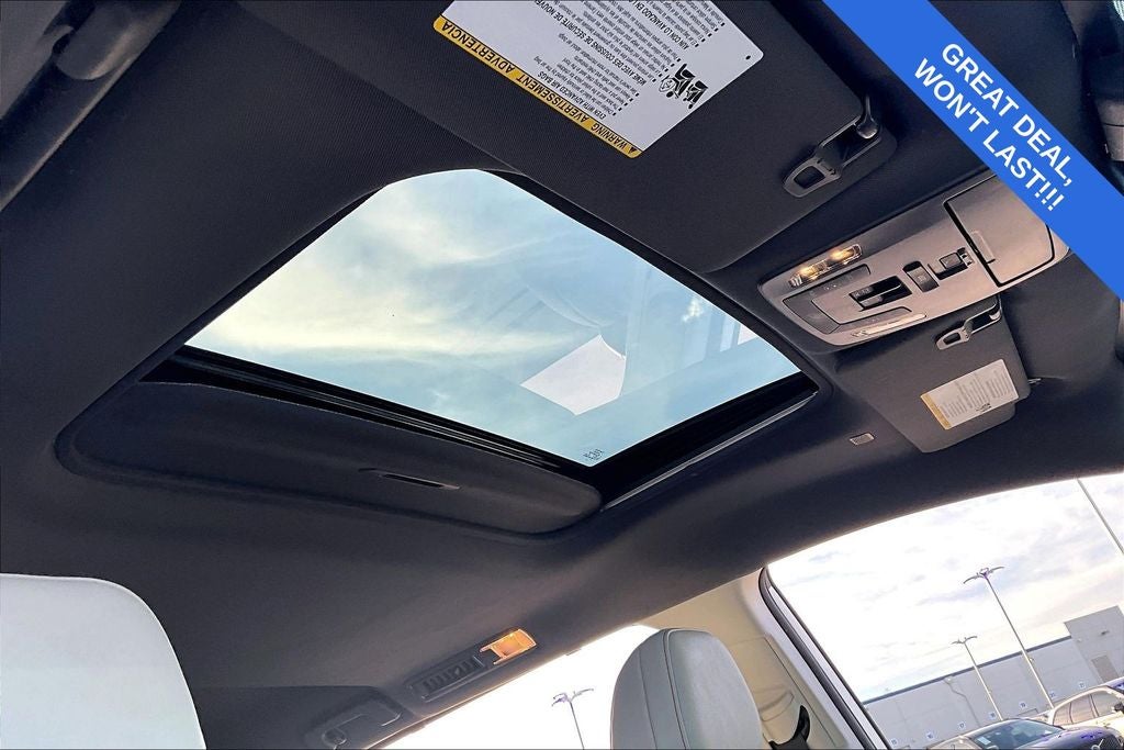 2024 Toyota Sienna XSE 8 Passenger