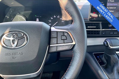 2024 Toyota Sienna XSE 8 Passenger