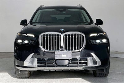 2025 BMW X7 xDrive40i