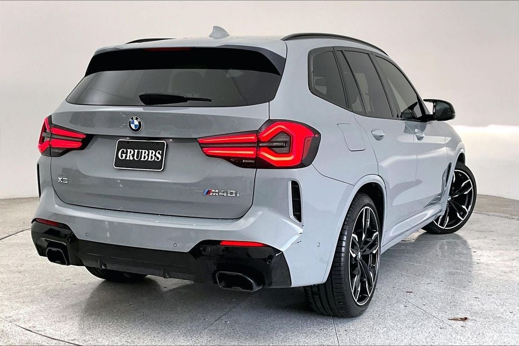 2022 BMW X3 M40i