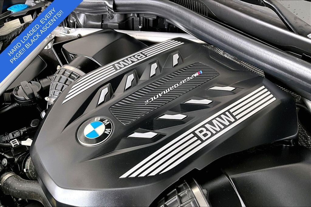 2022 BMW X7 M50i