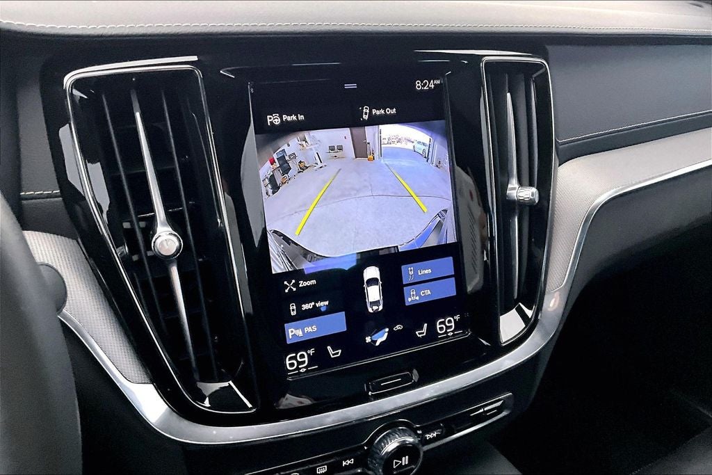 2022 Volvo S60 Recharge Plug-In Hybrid T8 Black Edition R-Design Extended Range