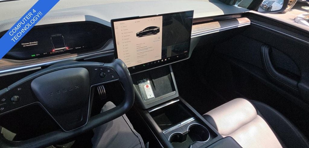 2023 Tesla Model X Standard Range