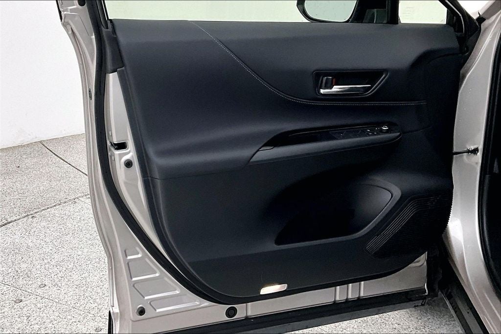 2022 Toyota Venza XLE