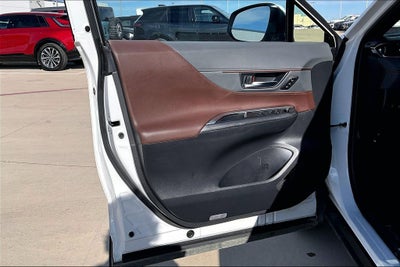 2024 Toyota Venza XLE