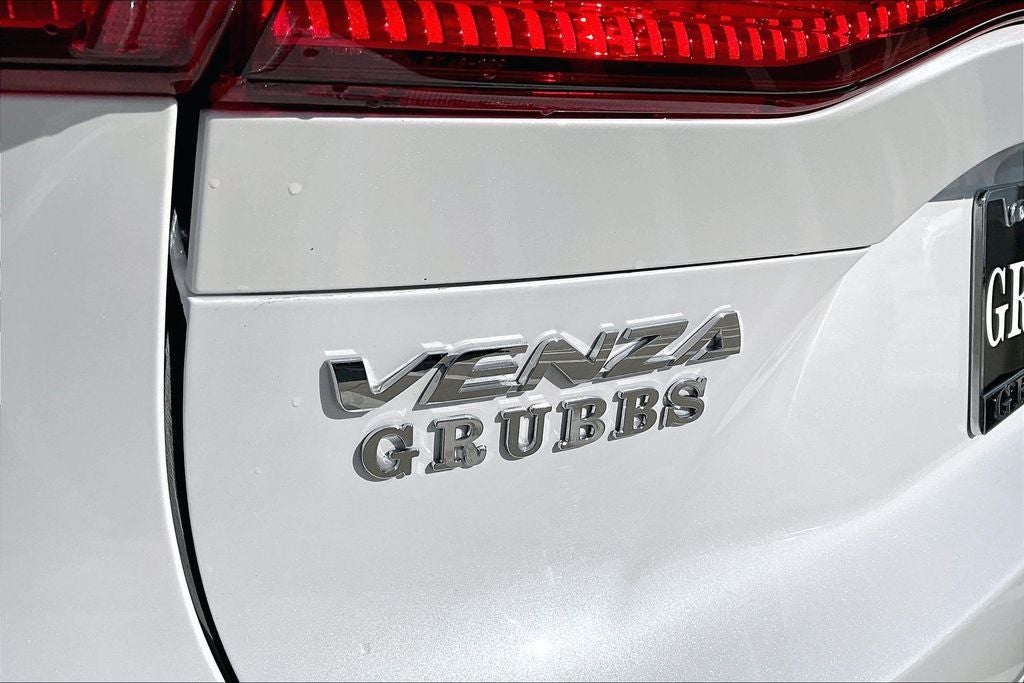 2024 Toyota Venza XLE