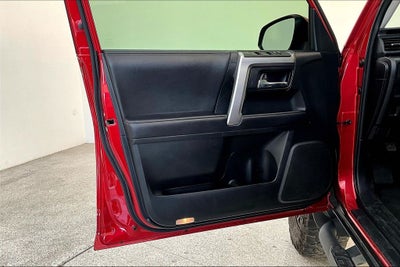 2022 Toyota 4Runner SR5