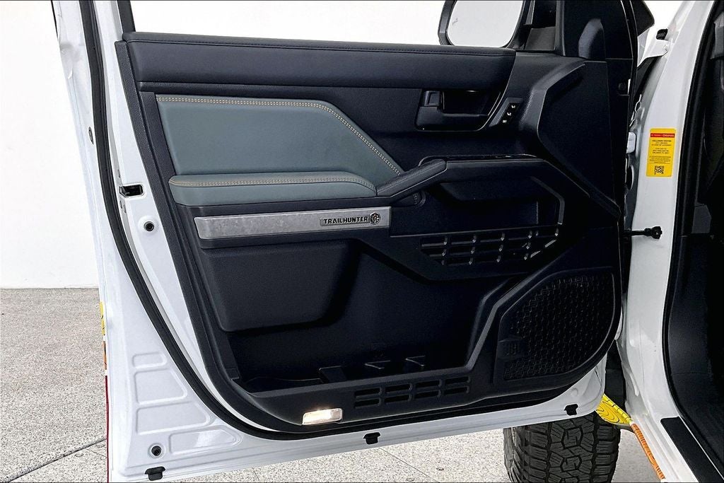 2025 Toyota 4Runner i-FORCE MAX Hybrid Trailhunter