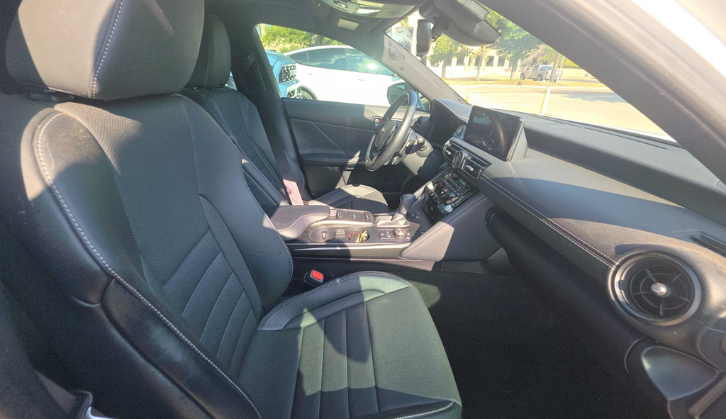 2025 Lexus IS 500 F SPORT Performance
