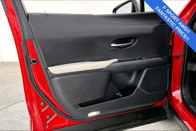 2023 Lexus UX 250h F SPORT Design