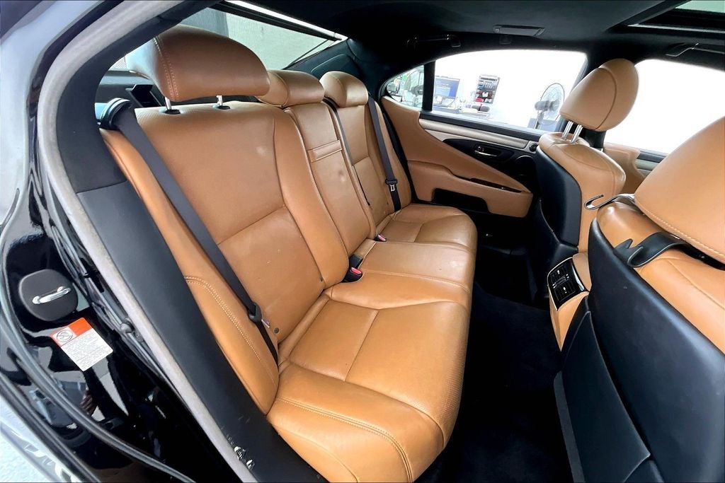 2015 Lexus LS 460
