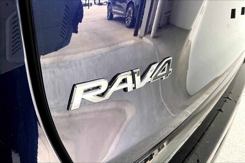 2025 Toyota RAV4 Plug-In Hybrid SE