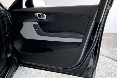 2022 Polestar 2 Long Range Dual Motor