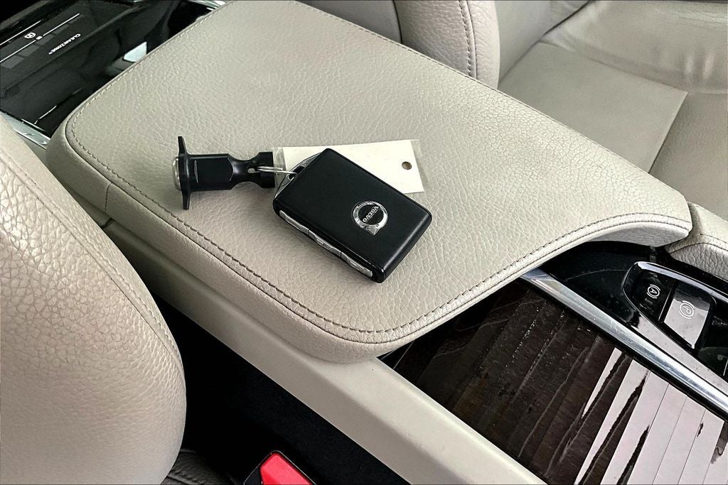 2018 Volvo S90 T5 Momentum