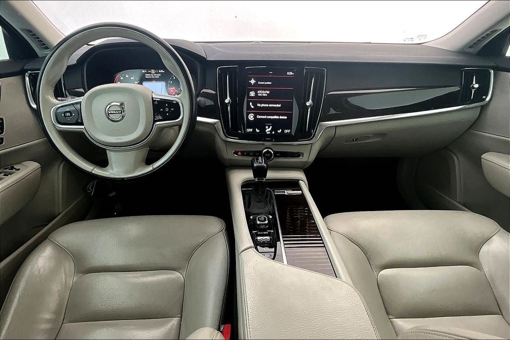 2018 Volvo S90 T5 Momentum