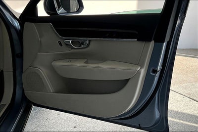 2018 Volvo S90 T5 Momentum