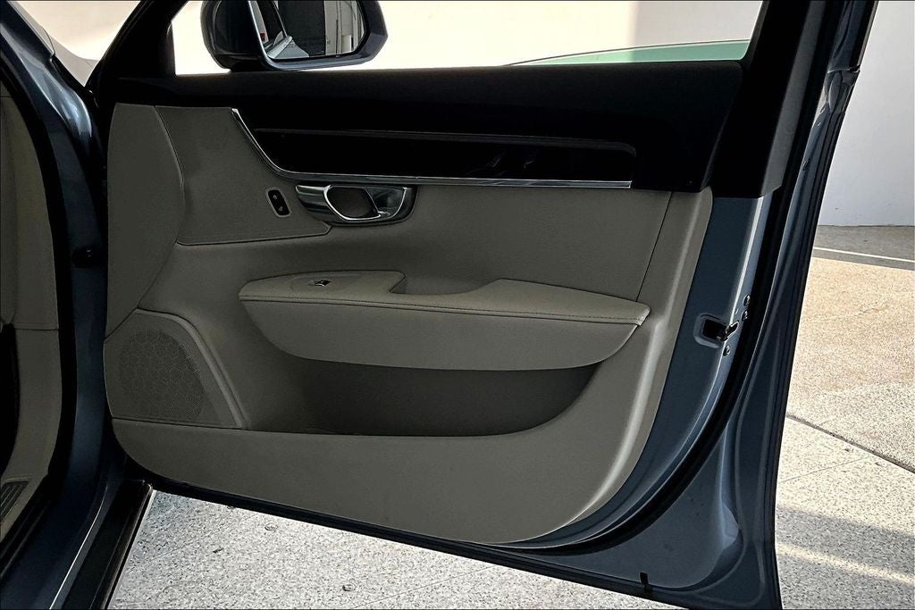 2018 Volvo S90 T5 Momentum