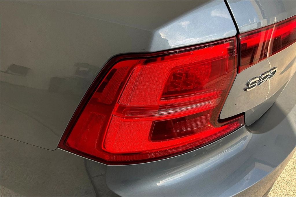 2018 Volvo S90 T5 Momentum