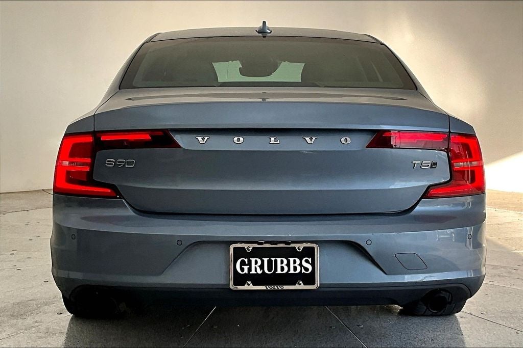 2018 Volvo S90 T5 Momentum