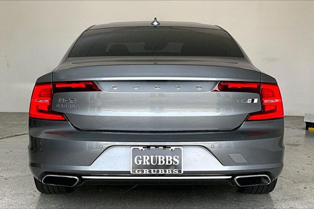2020 Volvo S90 T6 R-Design